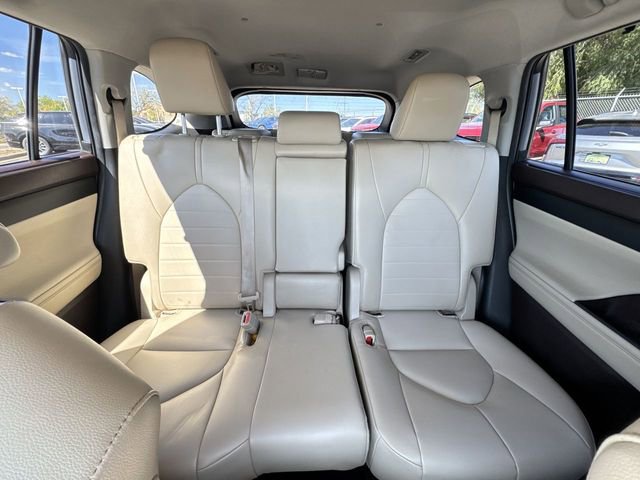2022 Toyota Highlander XLE photo 21