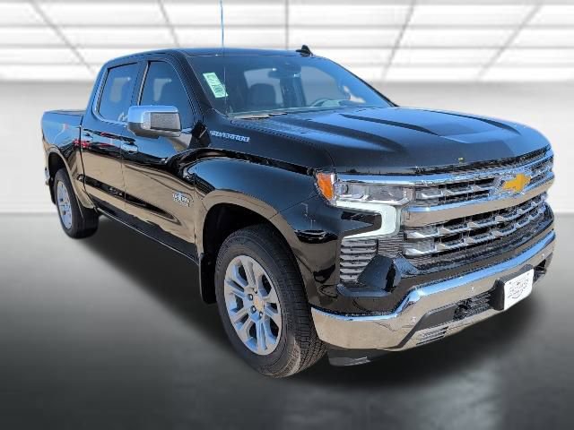 2026 Chevrolet Silverado LTZ's photo