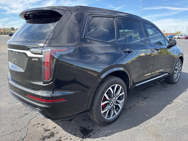 2025 Cadillac XT6 Sport photo 4