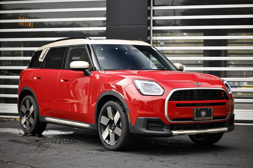 2026 MINI Countryman S's photo