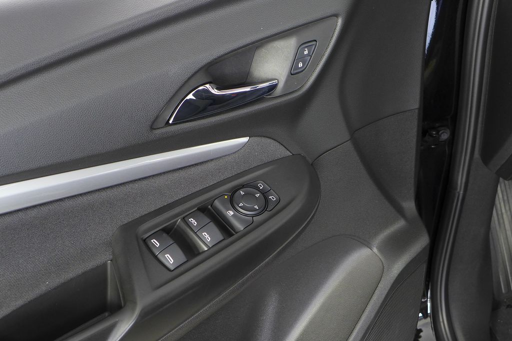 2023 Chevrolet Bolt EUV photo 9