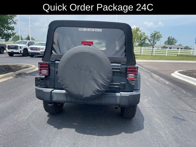 2017 Jeep Wrangler Unlimited Sport photo 4