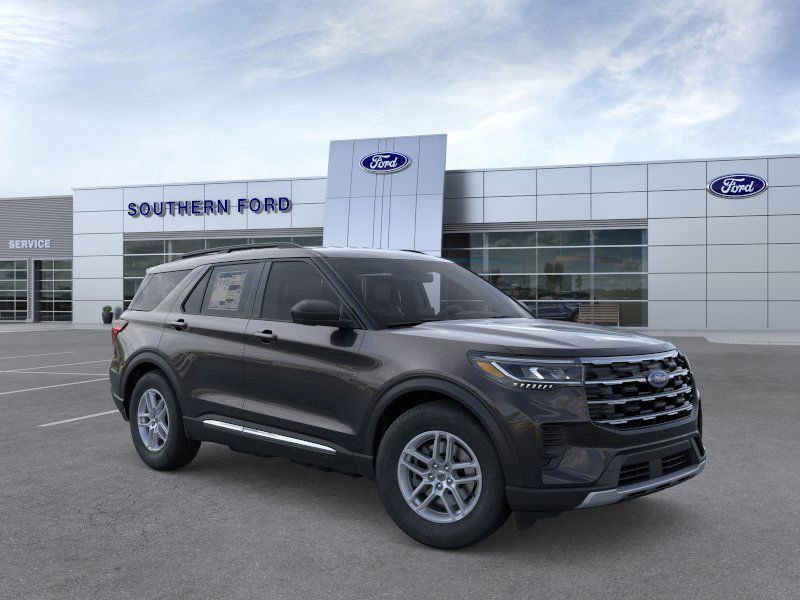 2025 Ford Explorer photo 5