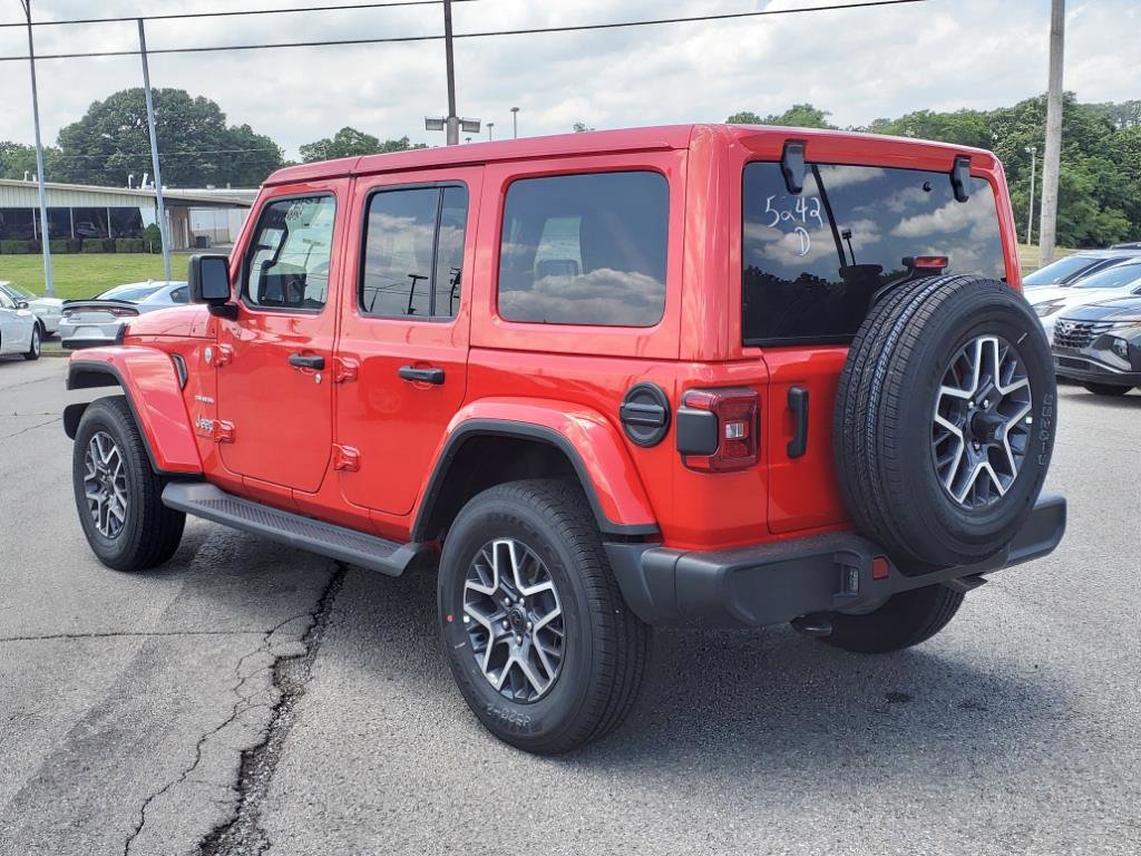 2024 Jeep Wrangler Sahara photo 2