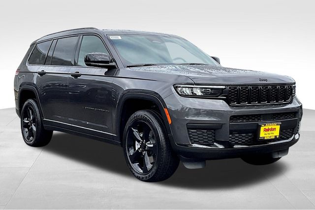 2025 Jeep Grand Cherokee L Altitude's photo