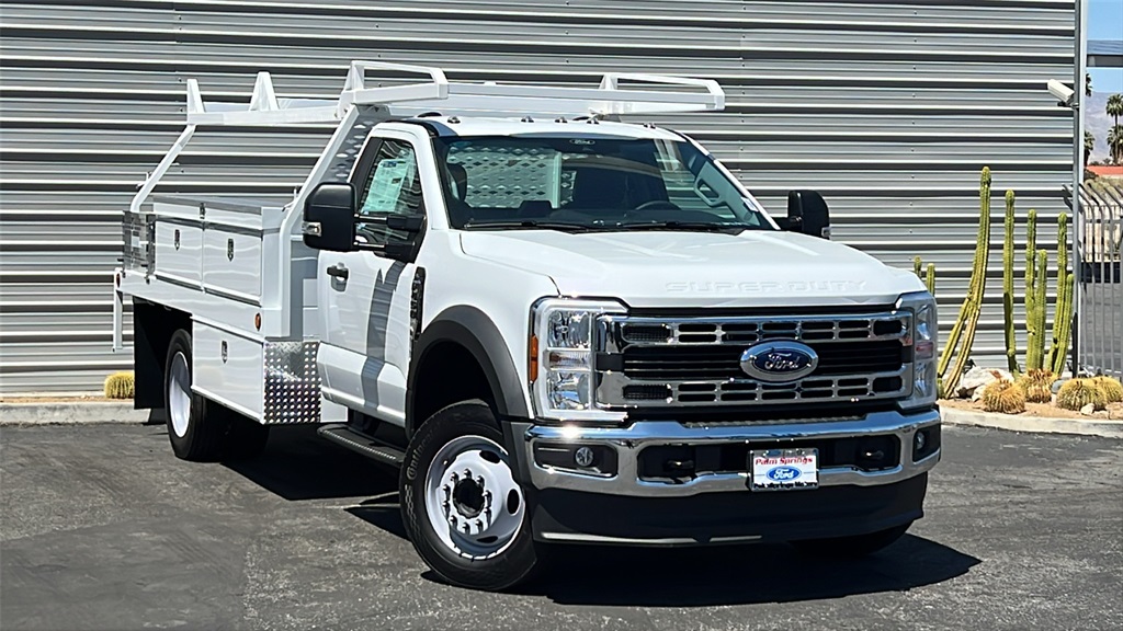 2024 Ford F-450 Super Duty Chassis Cab XL's photo
