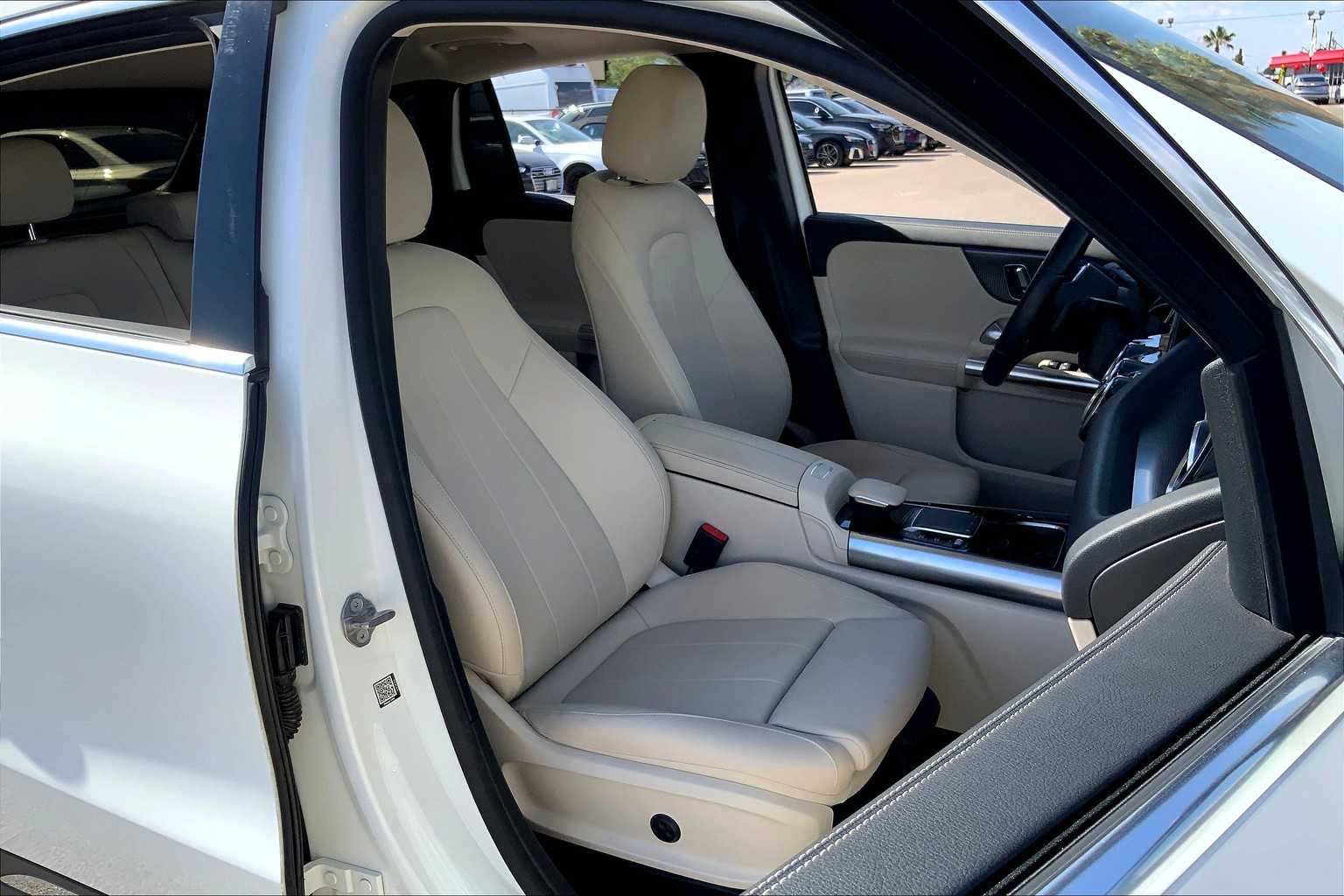 2022 Mercedes Benz GLA 250 4MATIC photo 8