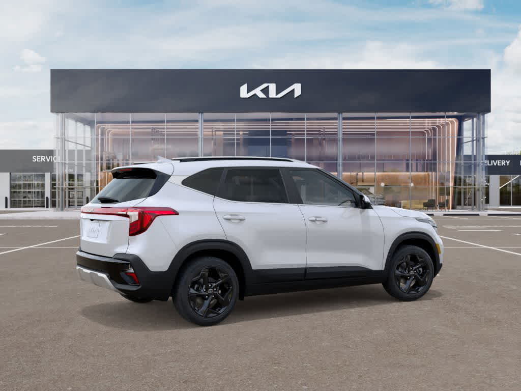 2026 Kia Seltos EX photo 6