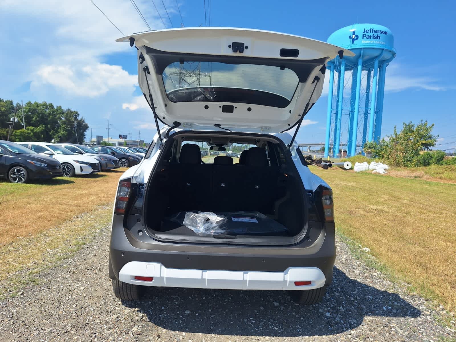 2026 Nissan Kicks SV photo 25