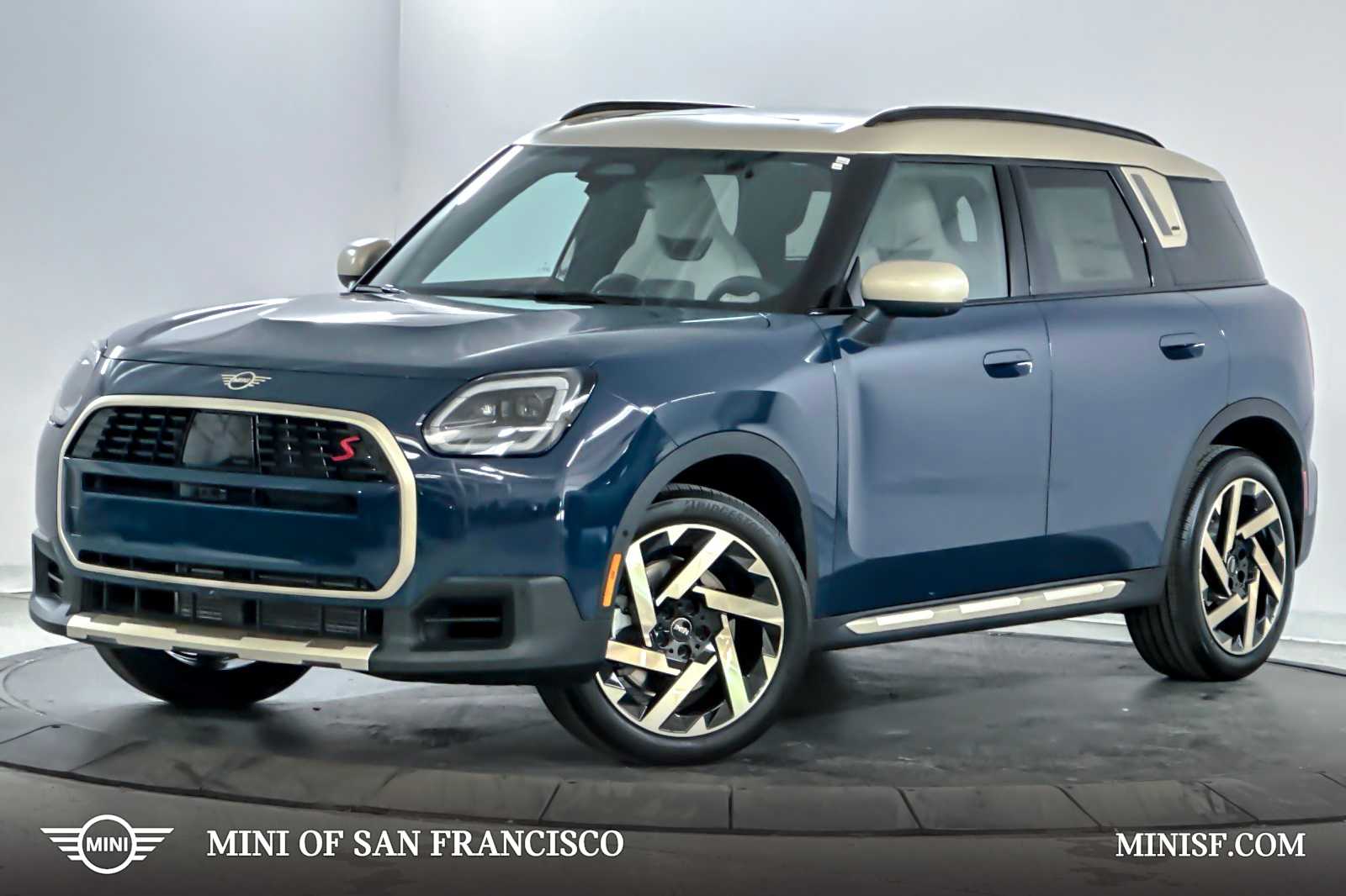 2026 MINI Countryman S's photo
