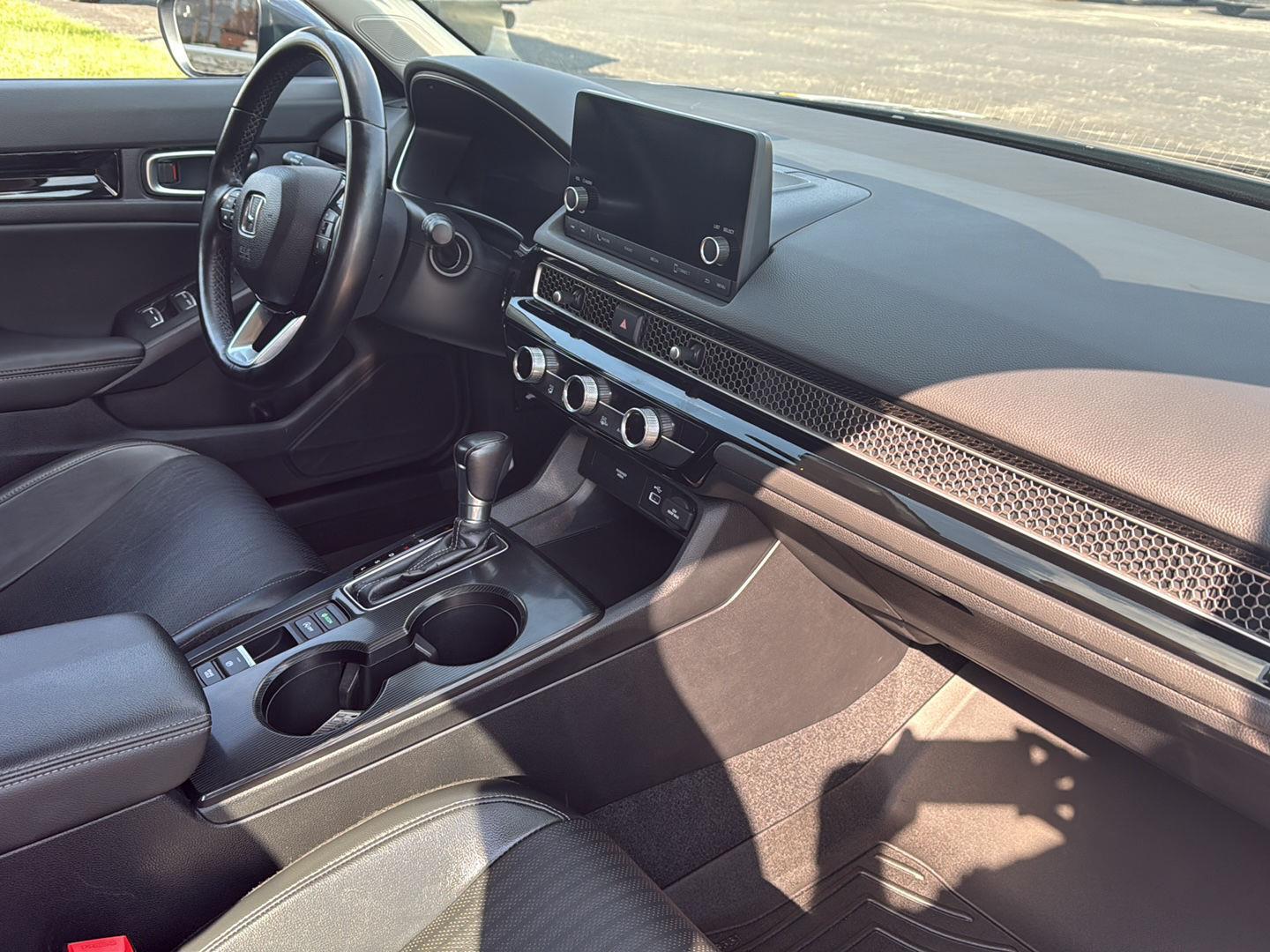 2022 Honda Civic EX-L photo 18