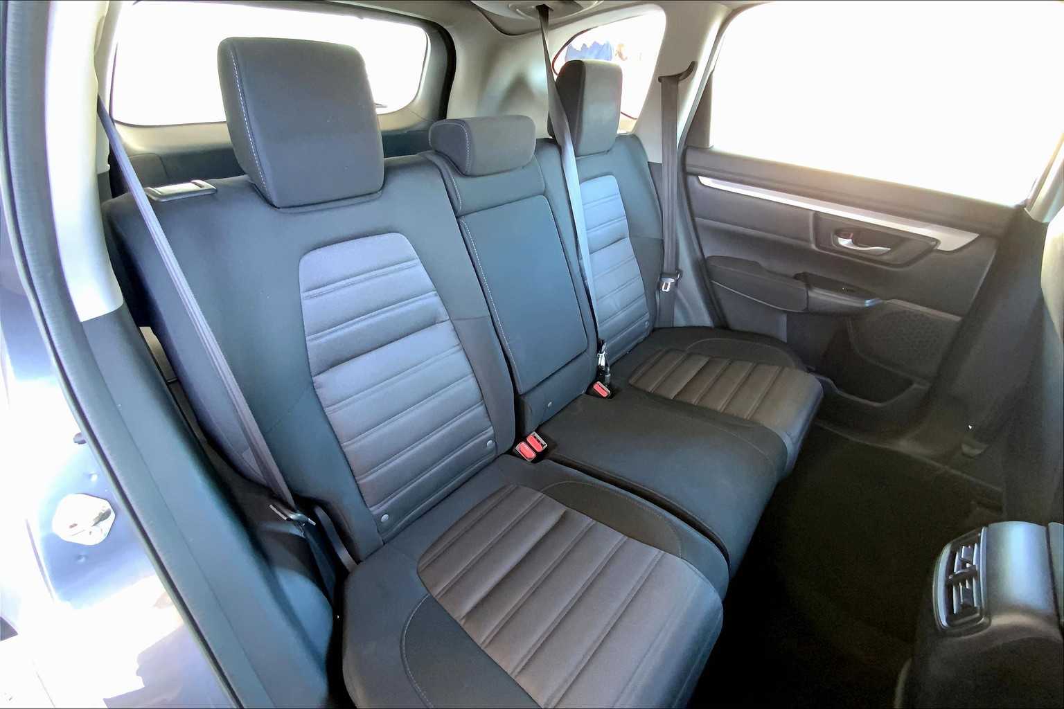2019 Honda CR-V LX photo 19