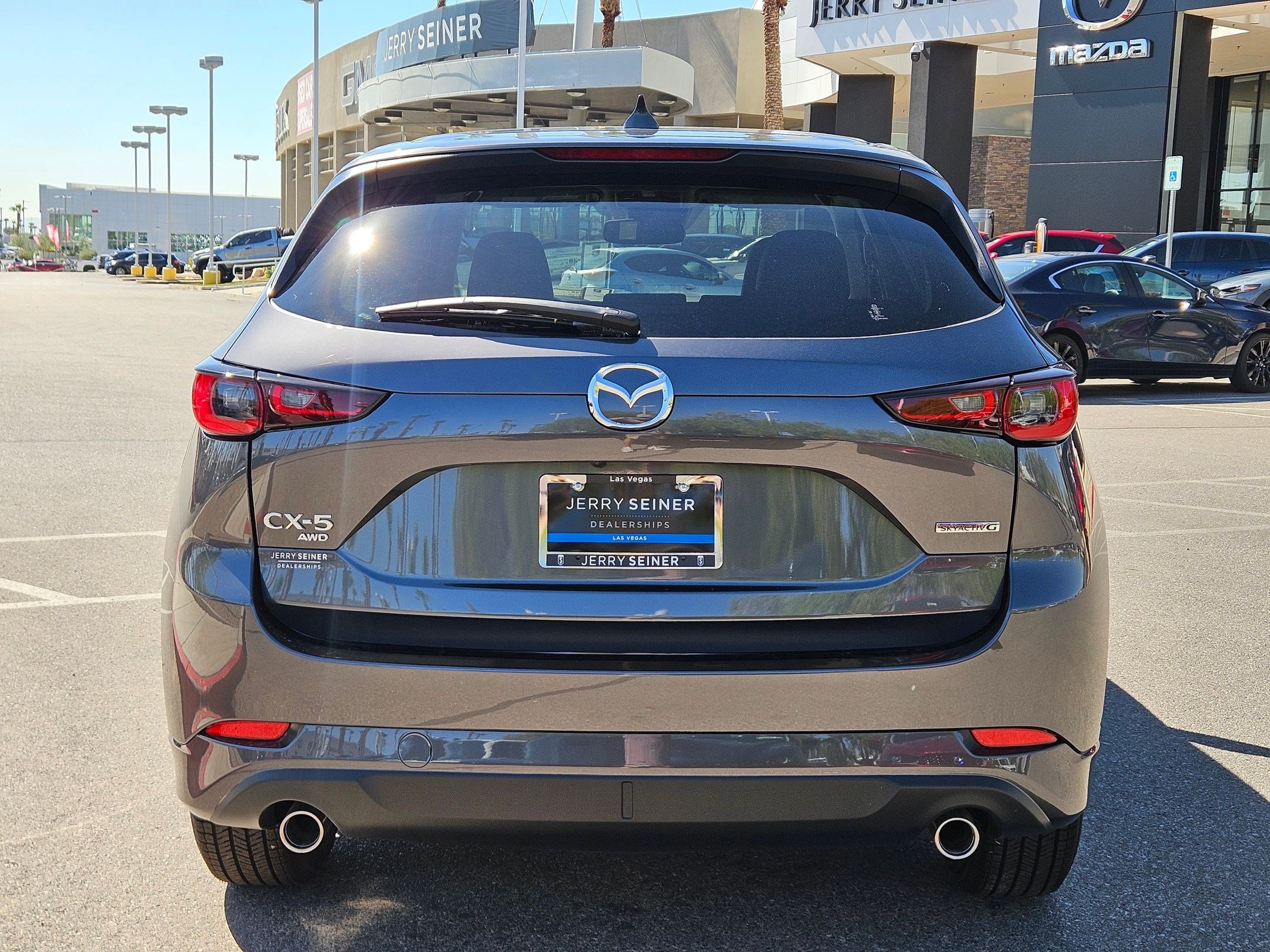 2025 Mazda CX-5 2.5 S Preferred photo 4