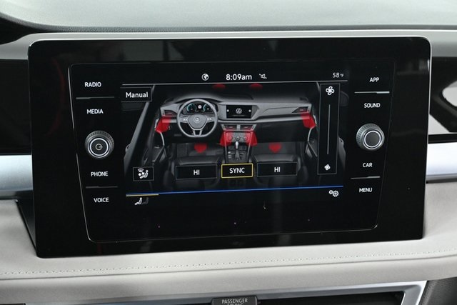2025 Volkswagen Taos SE photo 14