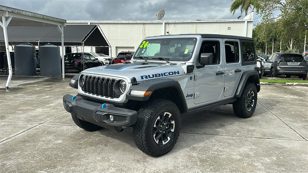 2024 Jeep Wrangler Rubicon 4xe photo 3