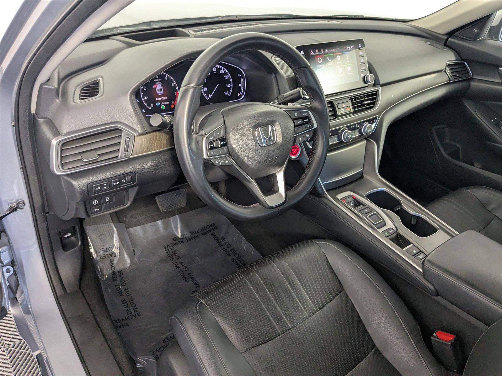 2018 Honda Accord Touring photo 10