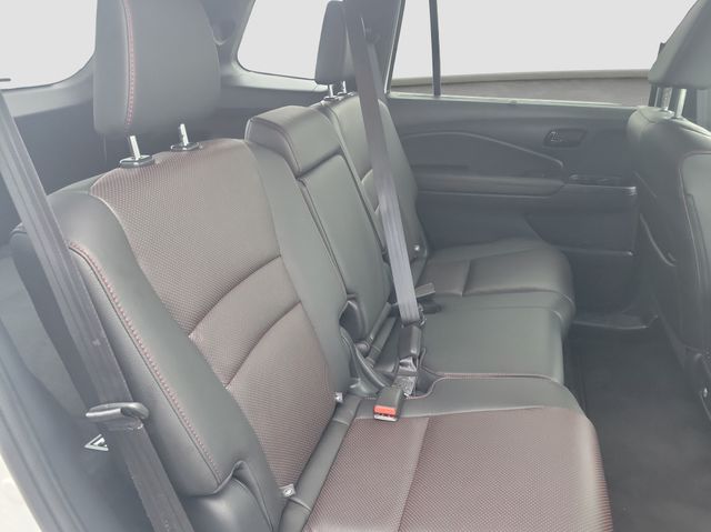 2024 Honda Passport Black Edition photo 17