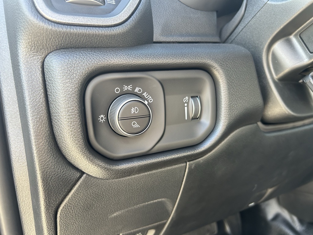 2026 Ram 2500 Tradesman photo 11