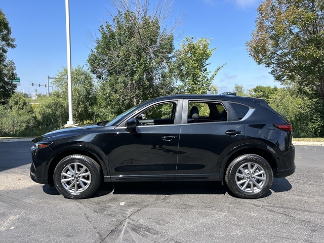 2024 Mazda CX-5 2.5 Select photo 2