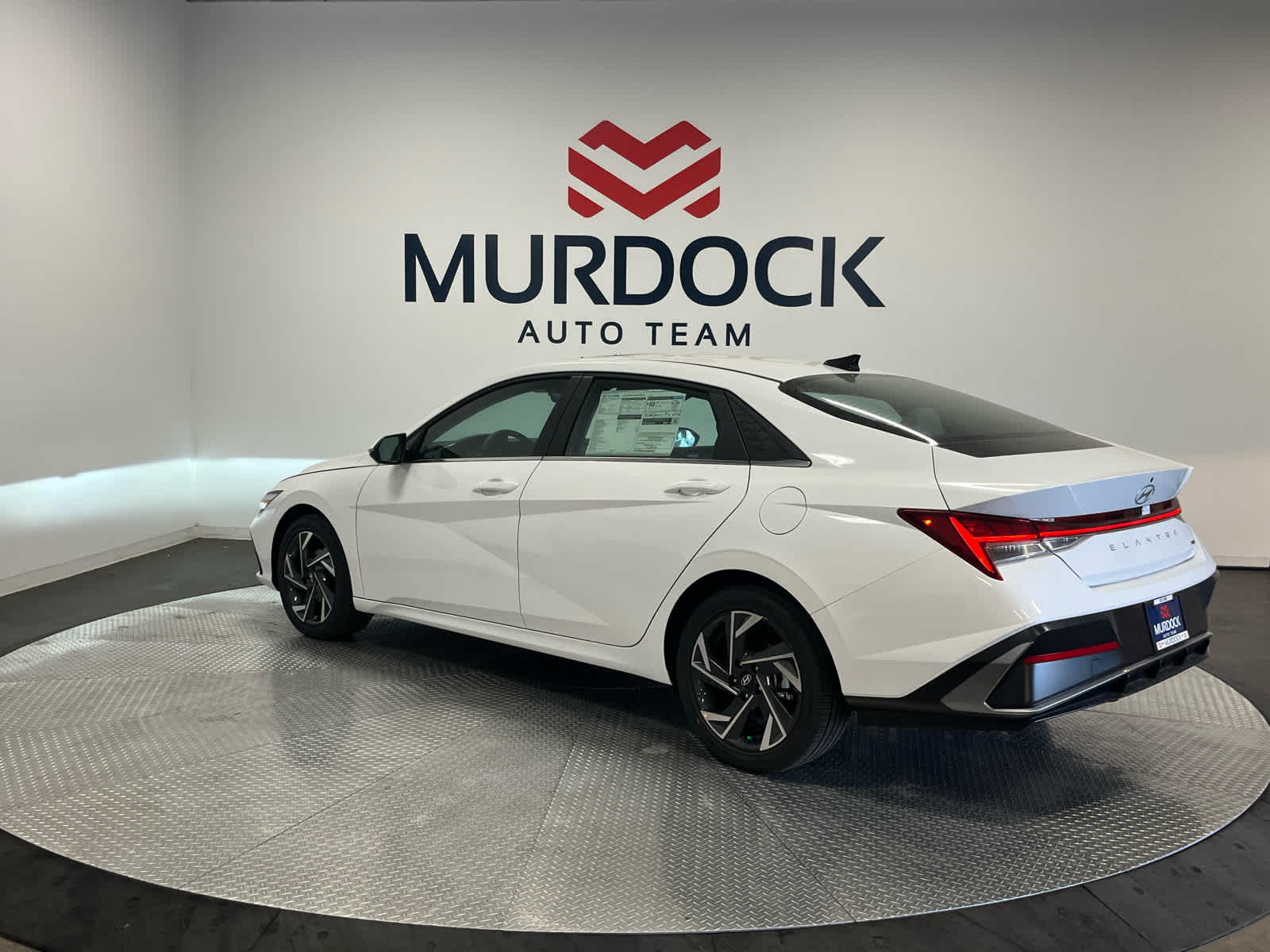2025 Hyundai Elantra Hybrid Limited photo 3