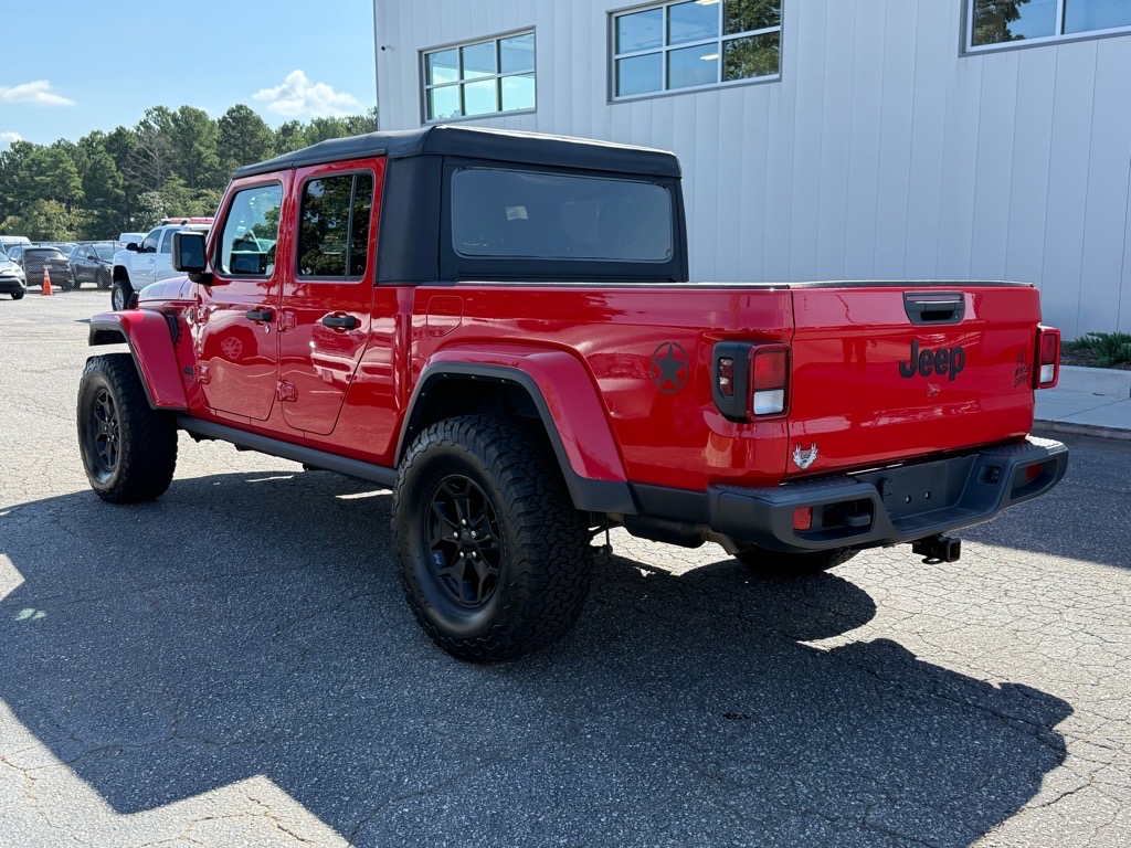 2021 Jeep Gladiator Willys Sport photo 4