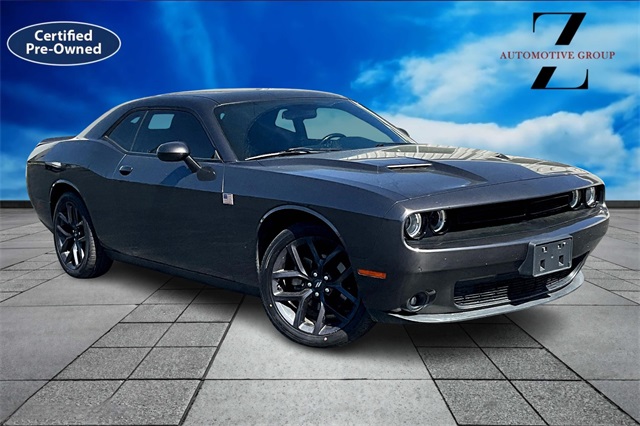 2021 Dodge Challenger SXT photo 12