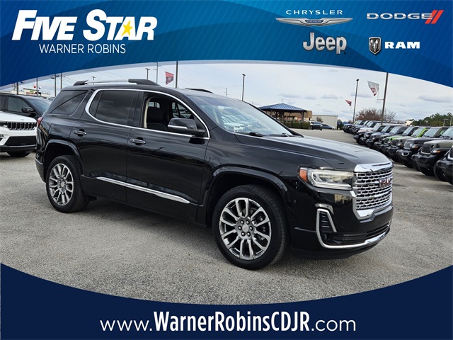 2023 GMC Acadia Denali's photo