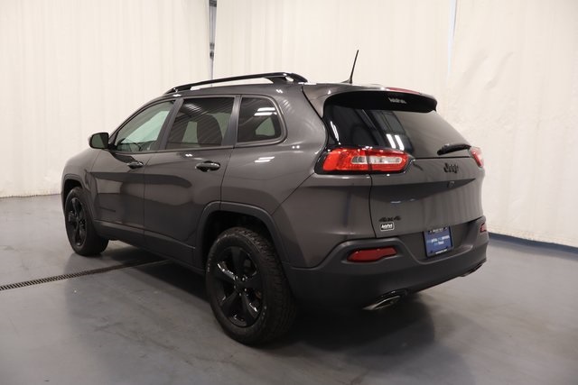 2016 Jeep Cherokee Altitude photo 5