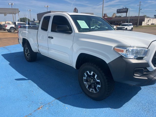 2021 Toyota Tacoma SR photo 4