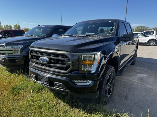 2022 Ford F-150 XLT photo 3