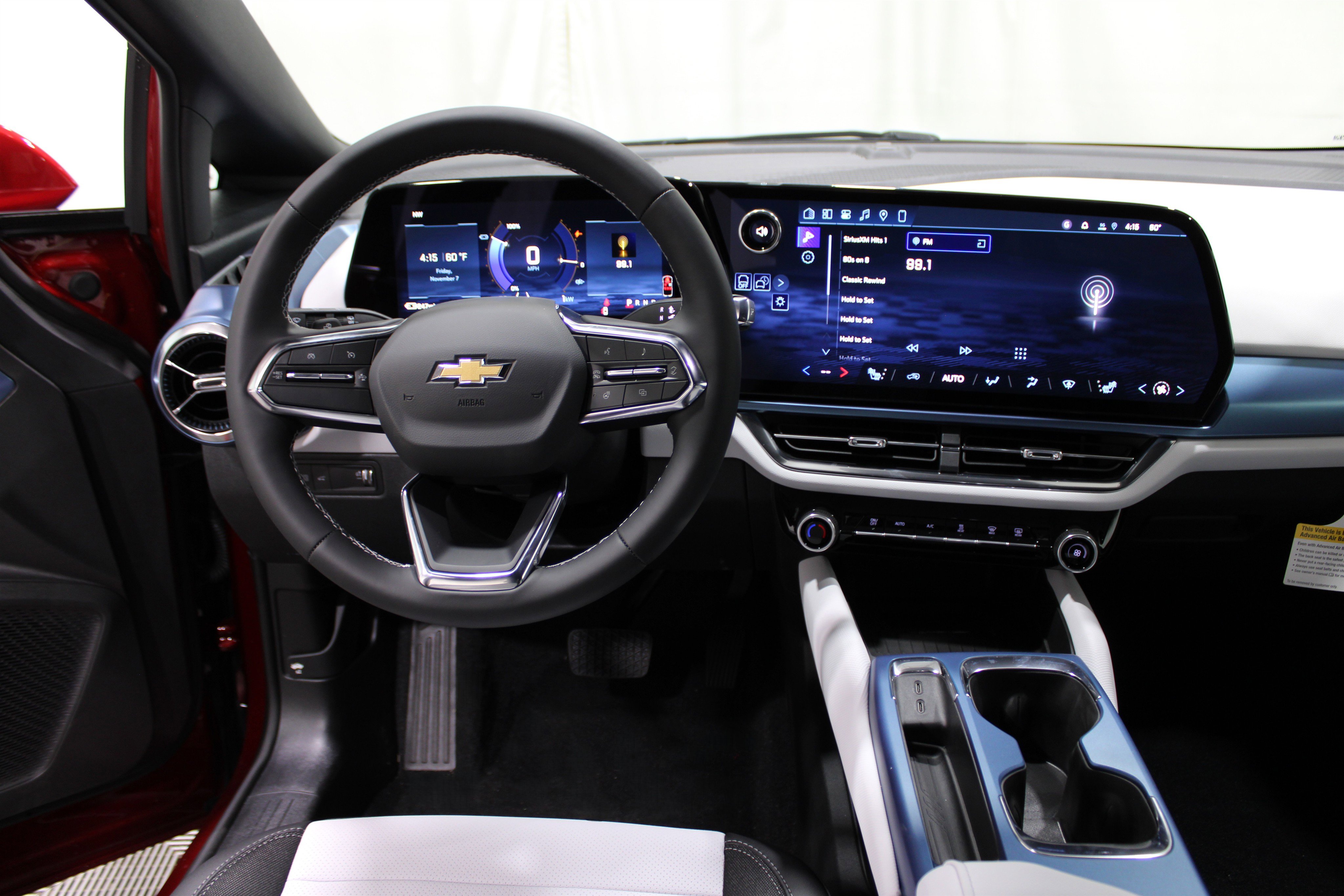 2026 Chevrolet Equinox EV LT photo 2