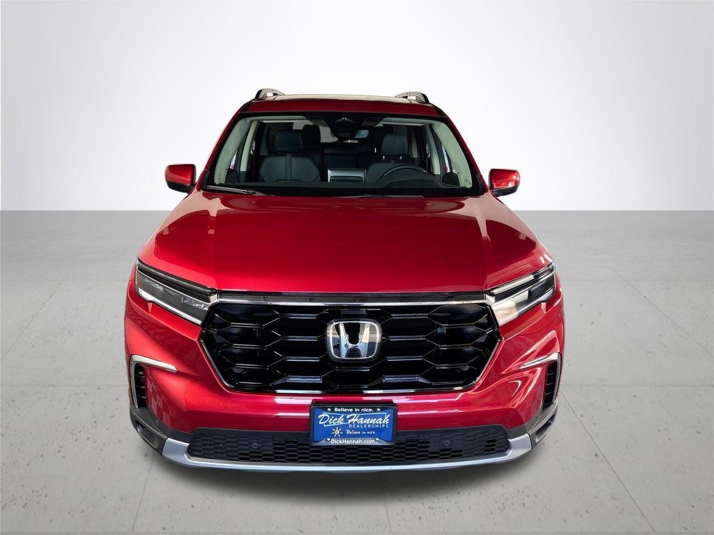 2025 Honda Pilot Touring photo 3