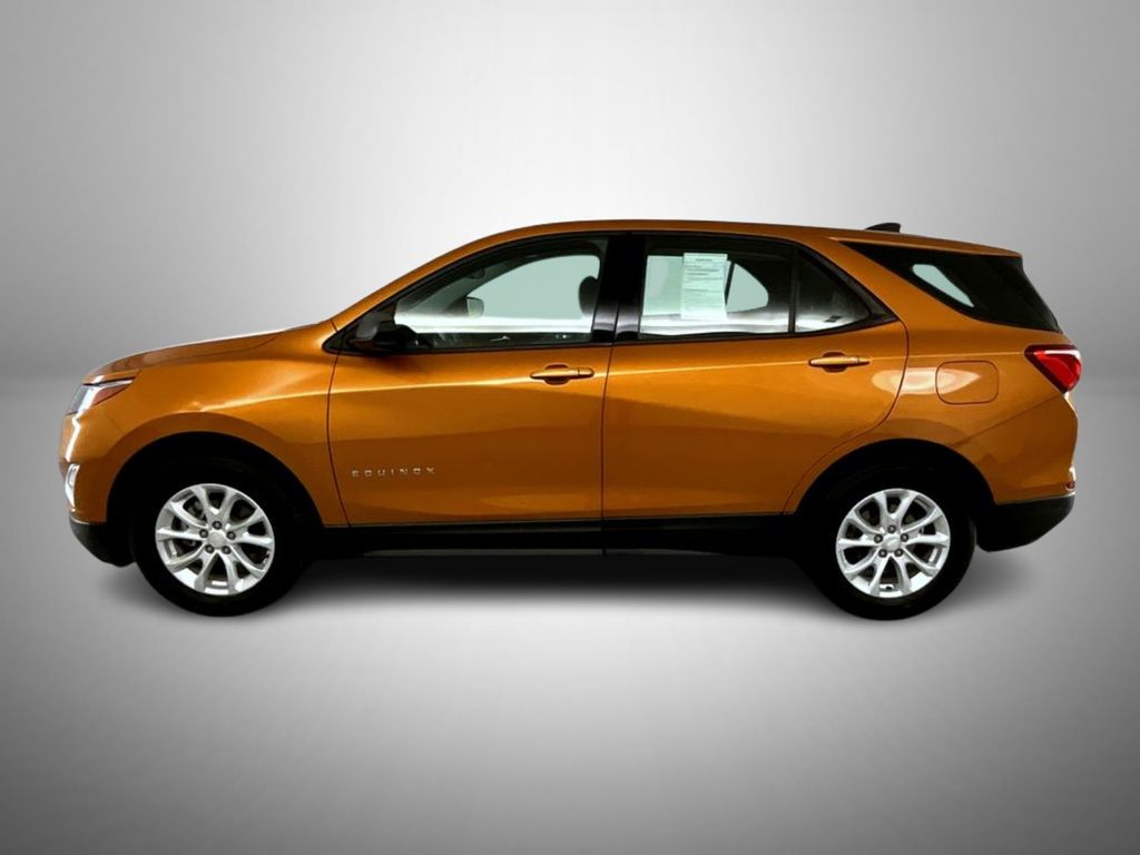2018 Chevrolet Equinox LS photo 8