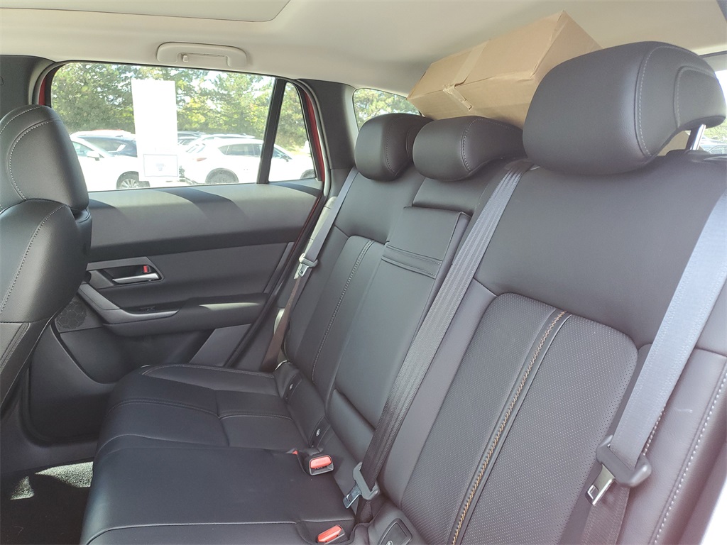 2025 Mazda CX-50 Premium photo 9