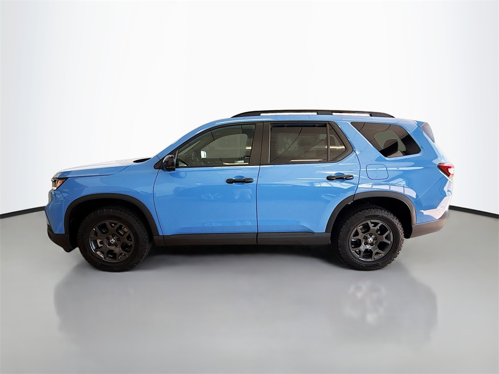 2025 Honda Pilot TrailSport photo 3