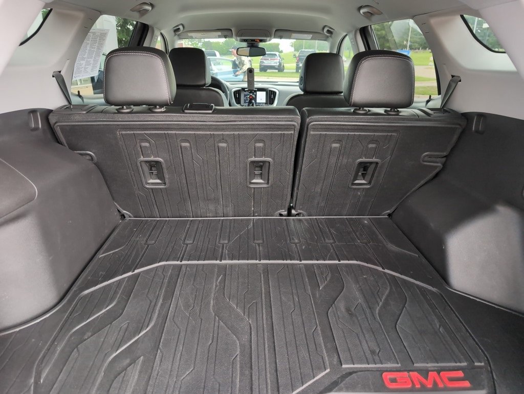 2024 Gmc Terrain SLT photo 10