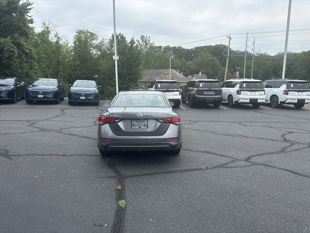 2025 Nissan Sentra S photo 4