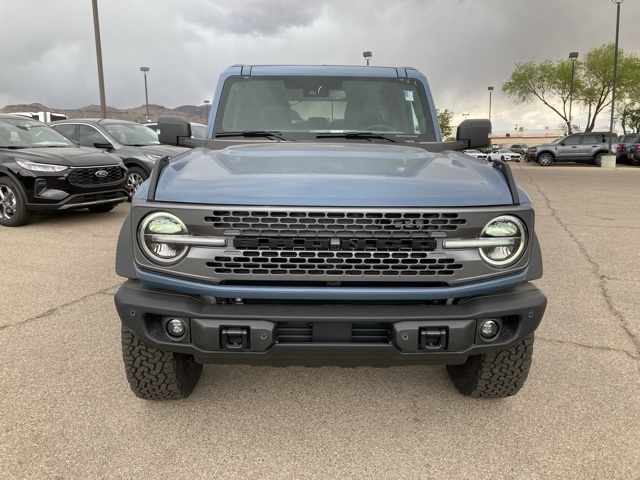 2025 Ford Bronco Badlands photo 2