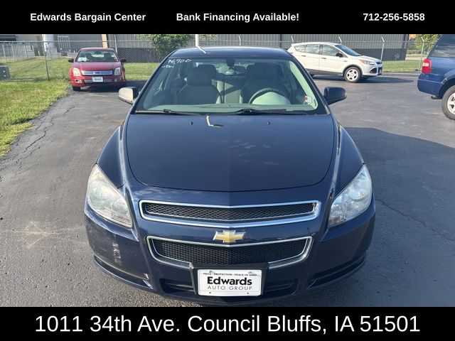 2010 Chevrolet Malibu LS photo 2
