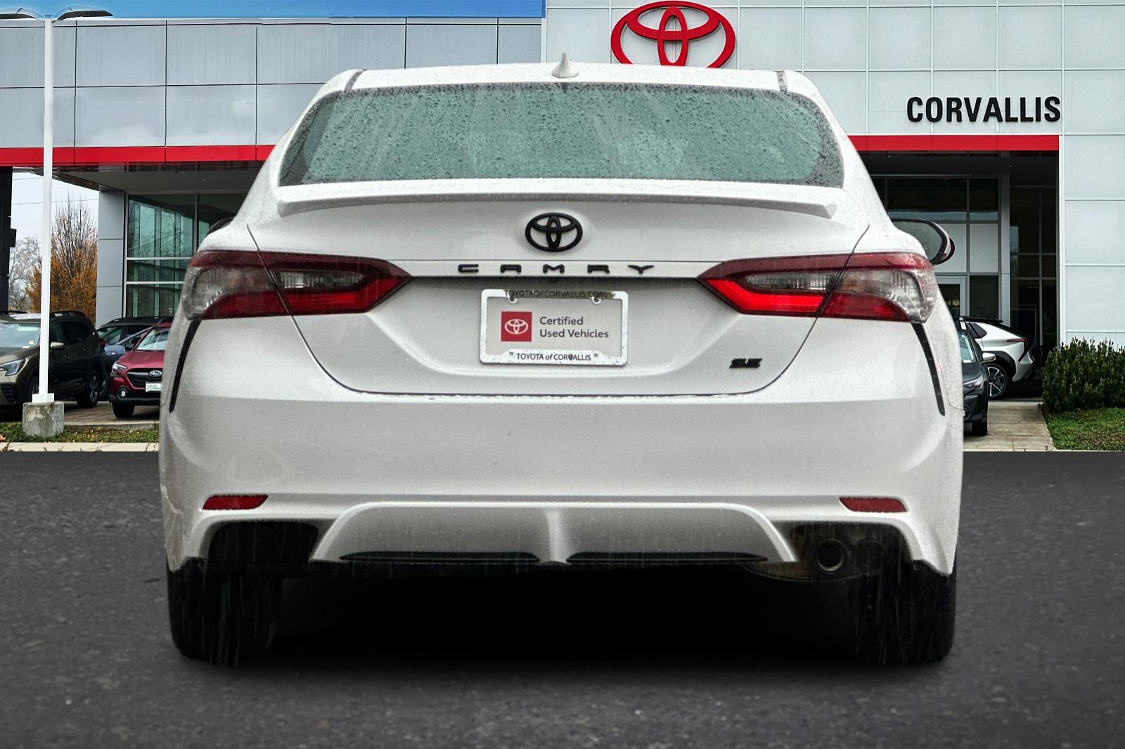 2024 Toyota Camry SE photo 4