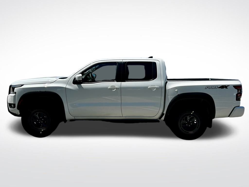 2025 Nissan Frontier PRO-4X photo 3