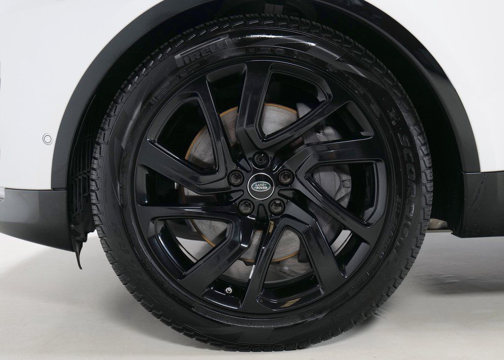 2021 Land Rover Discovery S photo 8