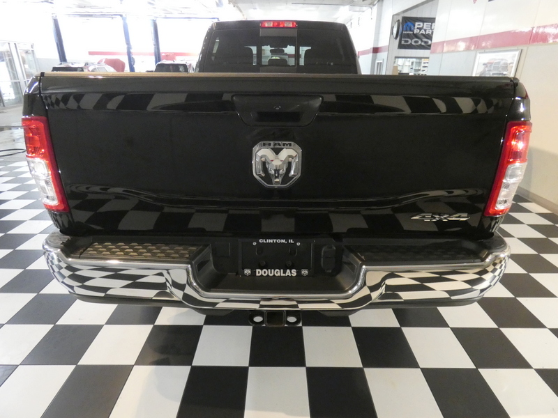 2022 Ram 3500 Tradesman photo 4