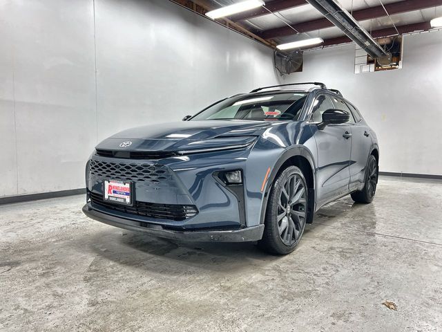 2025 Toyota Crown Signia Limited's photo