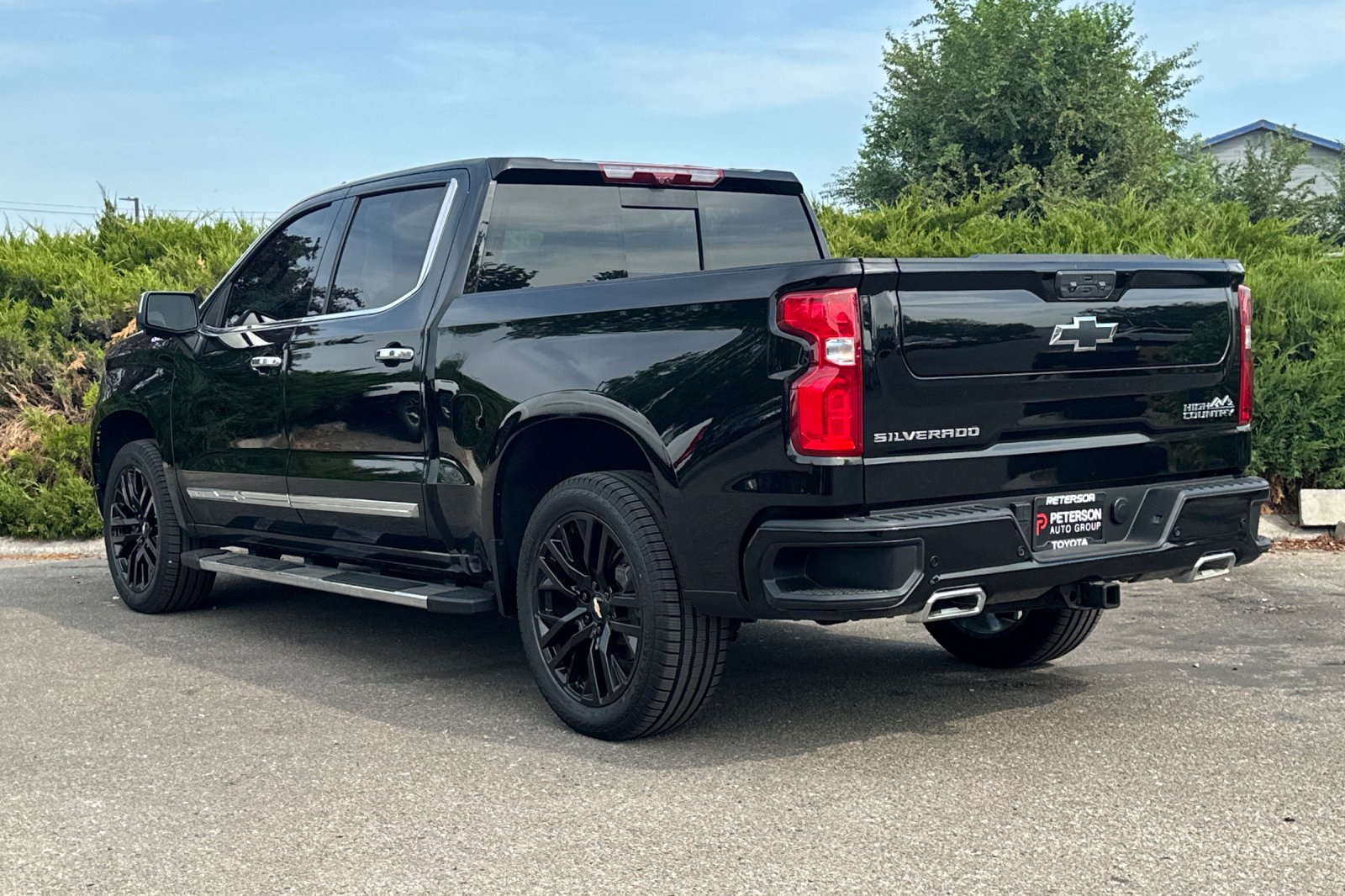 2024 Chevrolet Silverado 1500 High Country photo 6