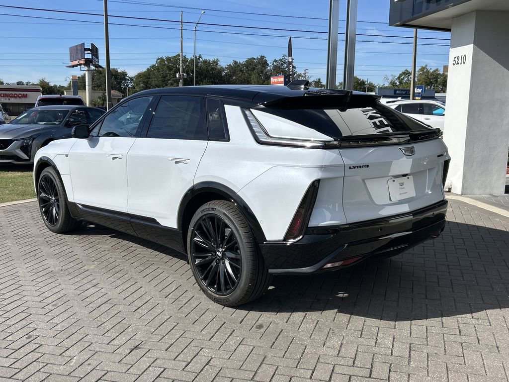 2026 Cadillac Lyriq Sport photo 3