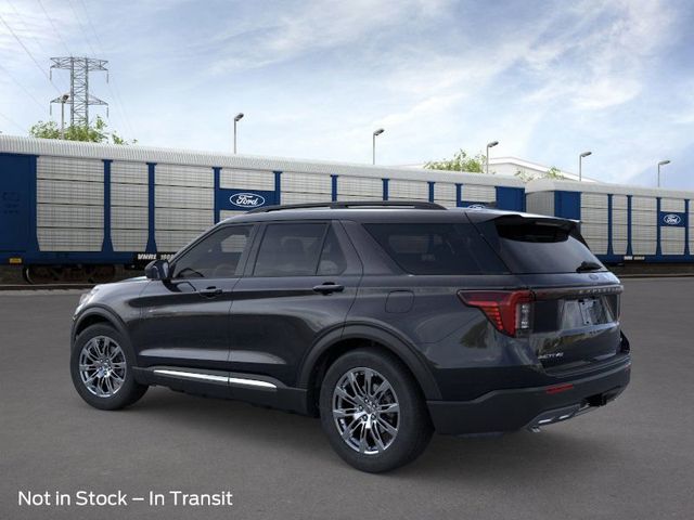 2025 Ford Explorer photo 3