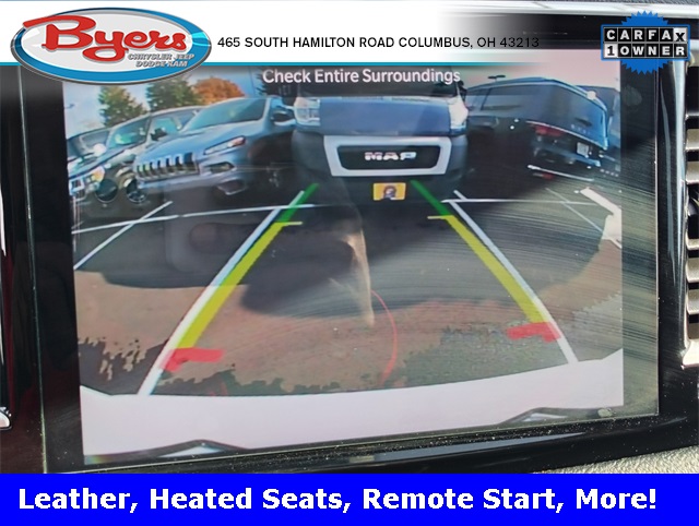 2024 Chrysler Pacifica Touring L photo 4