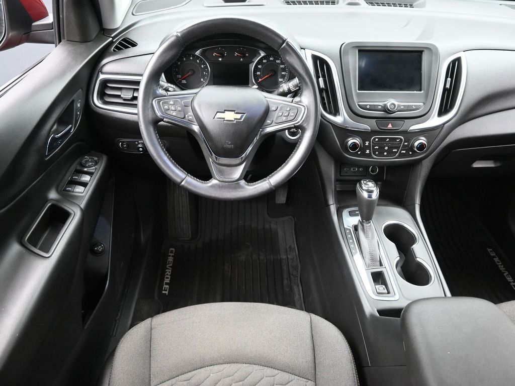 2020 Chevrolet Equinox LT photo 9