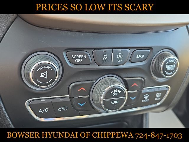 2018 Jeep Cherokee Limited photo 16